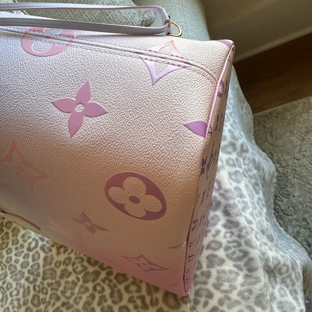 Louis Vuitton Sunrise Pastel Neverfull - Picture 6 of 12